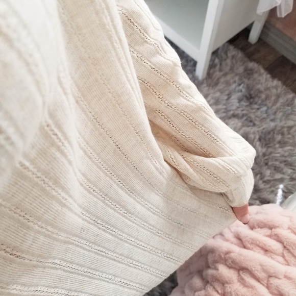 Last1️⃣ Taupe Pointelle Rib Knit V-Neck Lightweight Long Sleeve Top Spring Tops - Picture 6 of 8